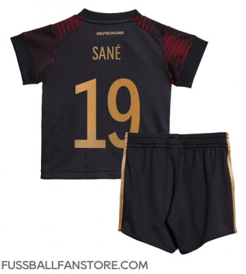 Deutschland Leroy Sane #19 Replik Auswärtstrikot Kinder WM 2022 Kurzarm (+ Kurze Hosen)